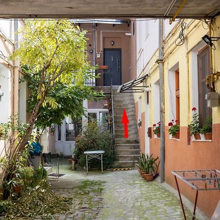 The Bear'S Den In Old City Centre 브라쇼브 외부 사진